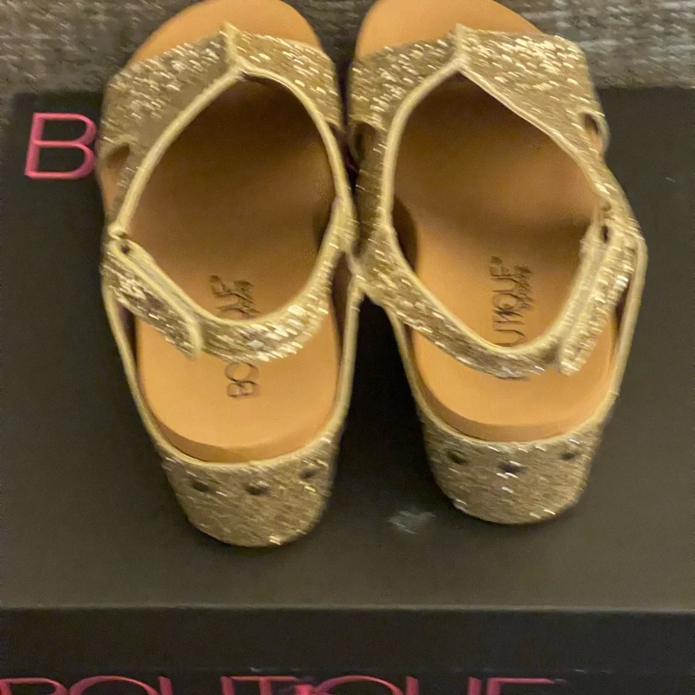 Corky’s Carley Gold Glitter Women's Shoes - New! Size 8 - Picture 3 of 4